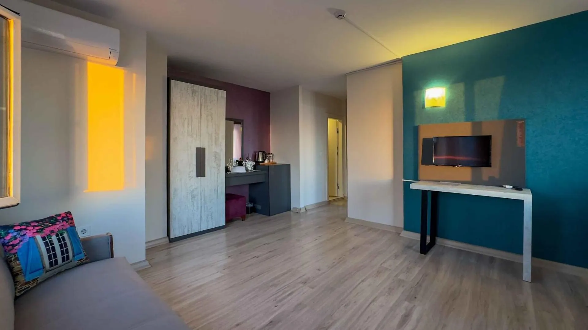 *** Hotel La Bella Suit Otel Kusadasi Turkey